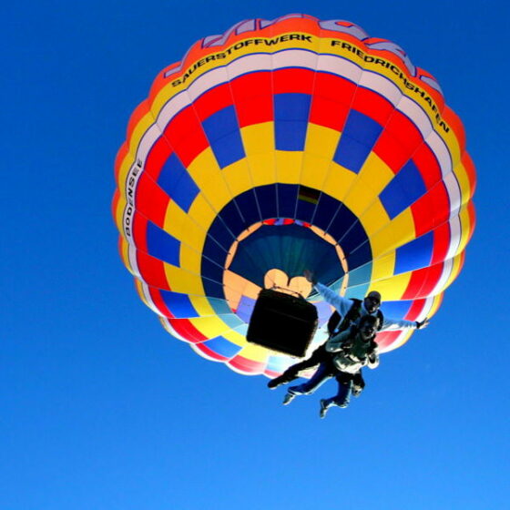 Gutschein Tandemsprung aus dem Heissluftballon – Bild 3
